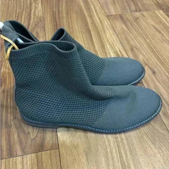 Jude‎ Recycled Stretch Knit Bootie - Picture 1 of 5
